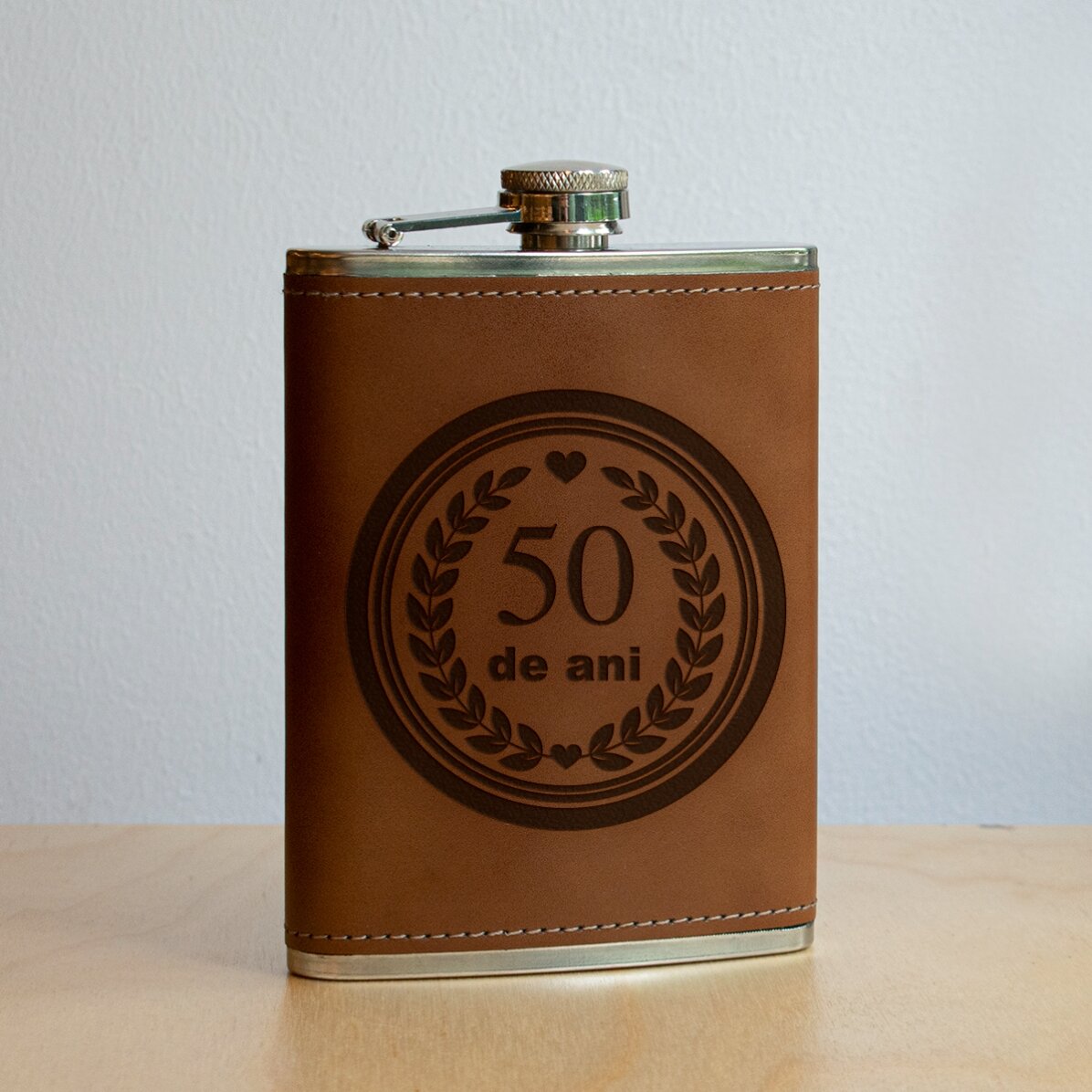 Sticlă de buzunar personalizată îmbrăcată în piele - Aniversare