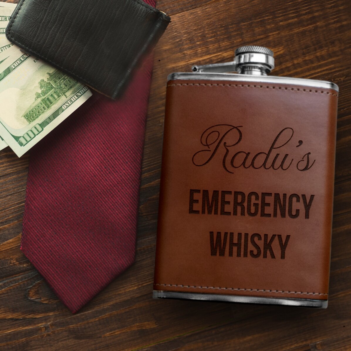 Sticlă de buzunar personalizată îmbrăcată în piele - Emergency Tequila