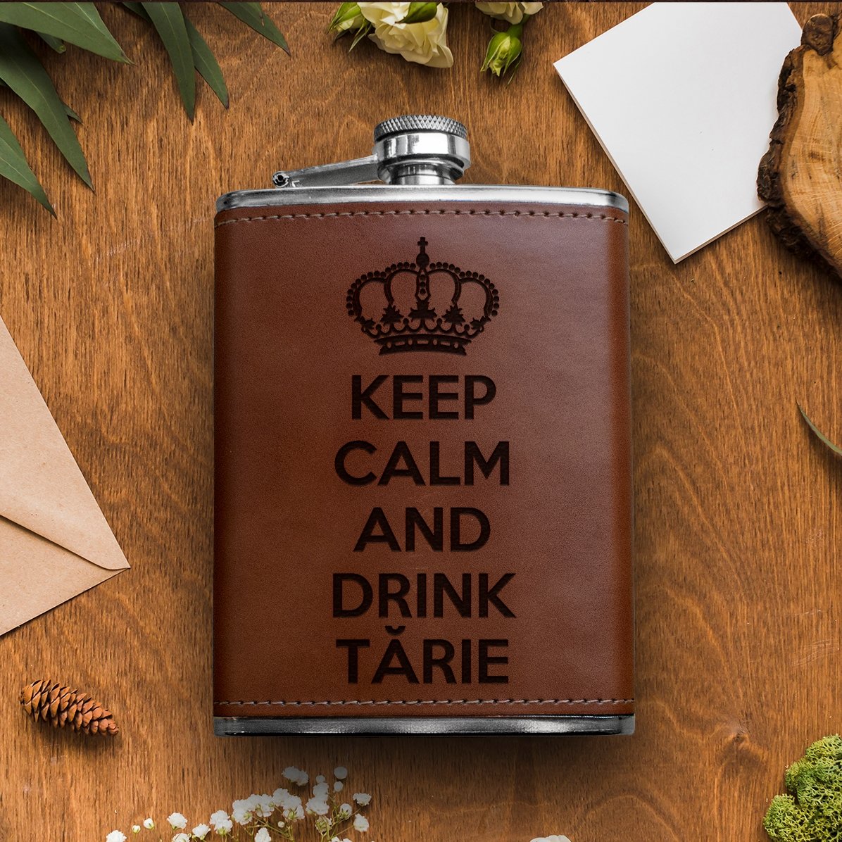 Sticlă de buzunar personalizată îmbrăcată în piele - Keep Calm