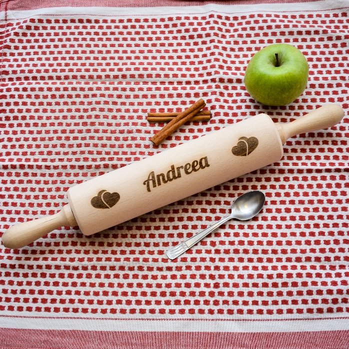 Sucitor de lemn personalizat cu numele de dragoste