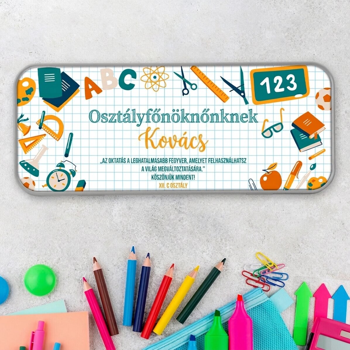 Személyre szabott tolltartó szöveggel tanároknak