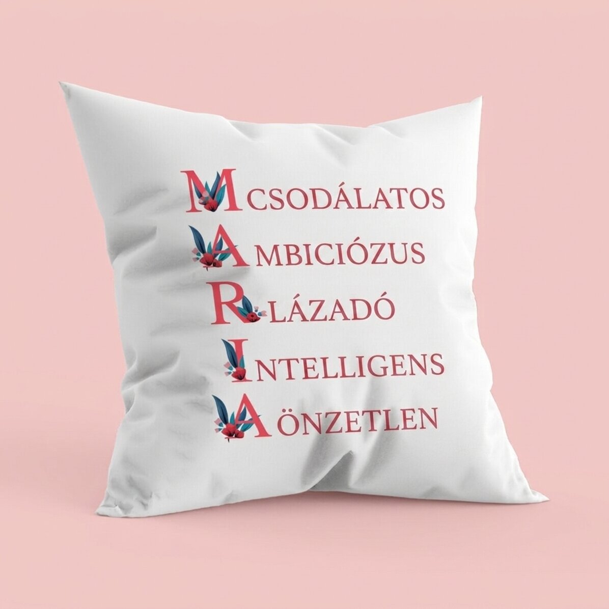 Személyre szabott párna szöveggel - Maria