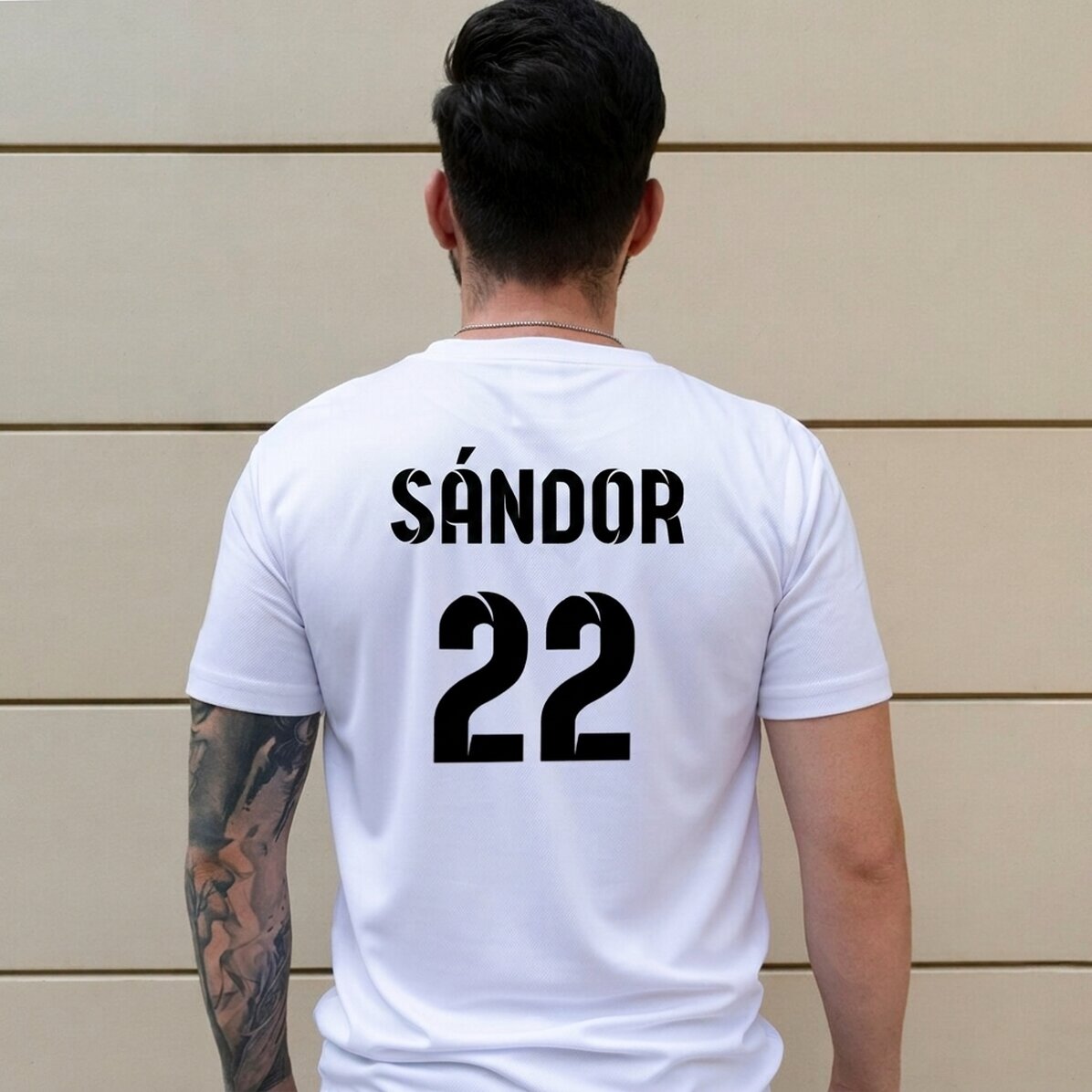 Személyre szabott sportmezőnyjátékos mez névvel és számmal a hátán - futball modell