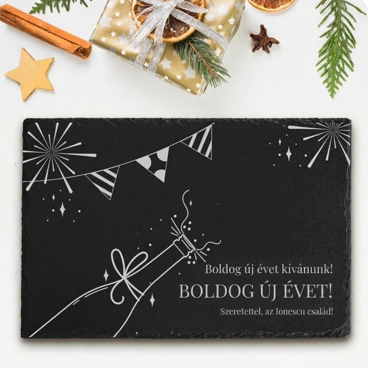 Személyre szabott, gravírozott palatábla szöveggel – Boldog születésnapot!