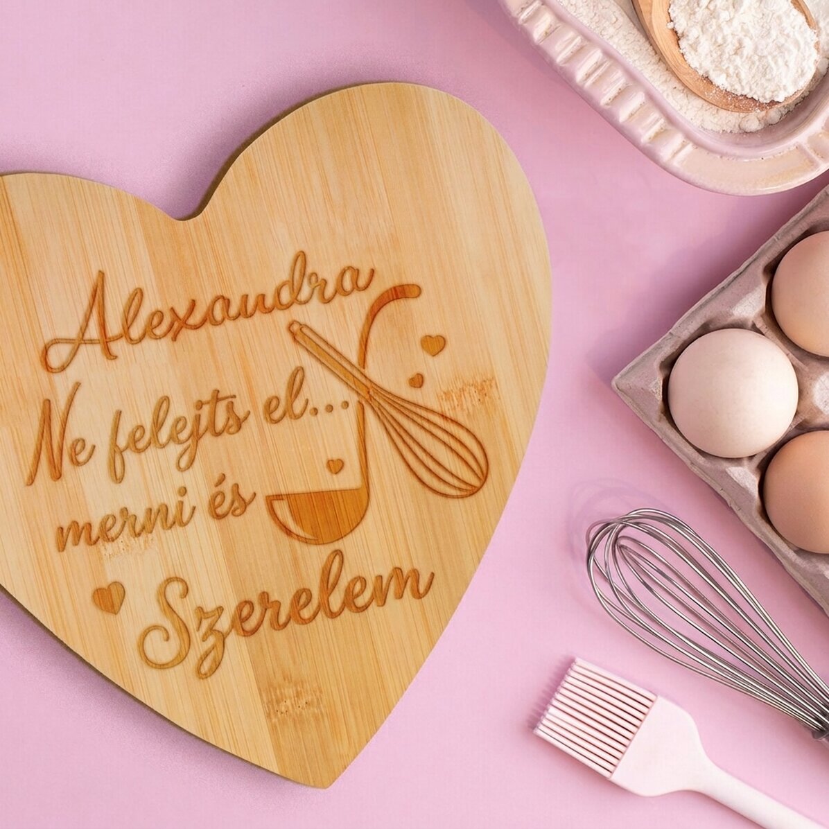 Szív alakú aprító, névvel személyre szabva - Love