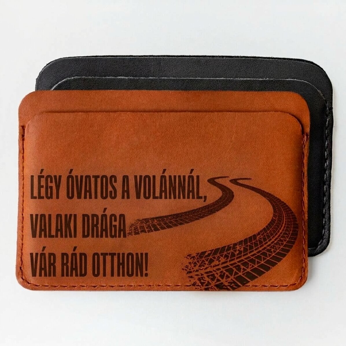Személyre szabott bőr pénztárca üzenettel - Kérjük, vegye figyelembe!