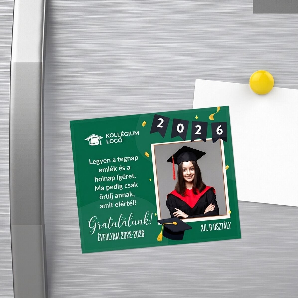 12x10 cm-es mágnes, logóval, fotóval és szöveggel személyre szabva – Gratulálunk az érettségihez!