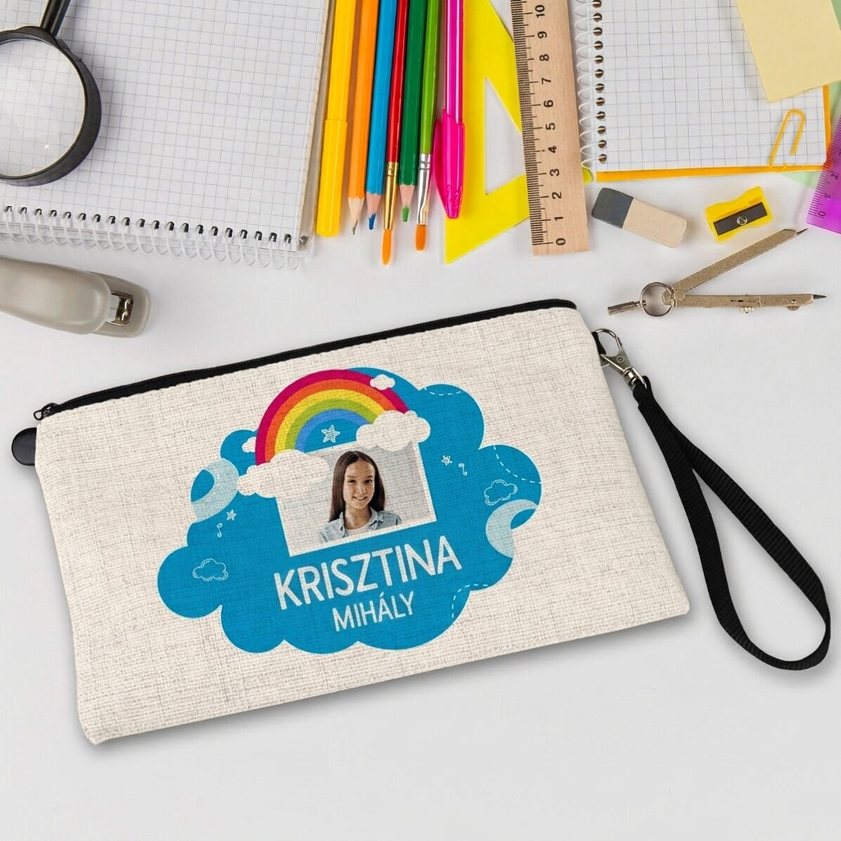 Személyre szabott iskolai készlet fotóval és szöveggel – Rainbow modell