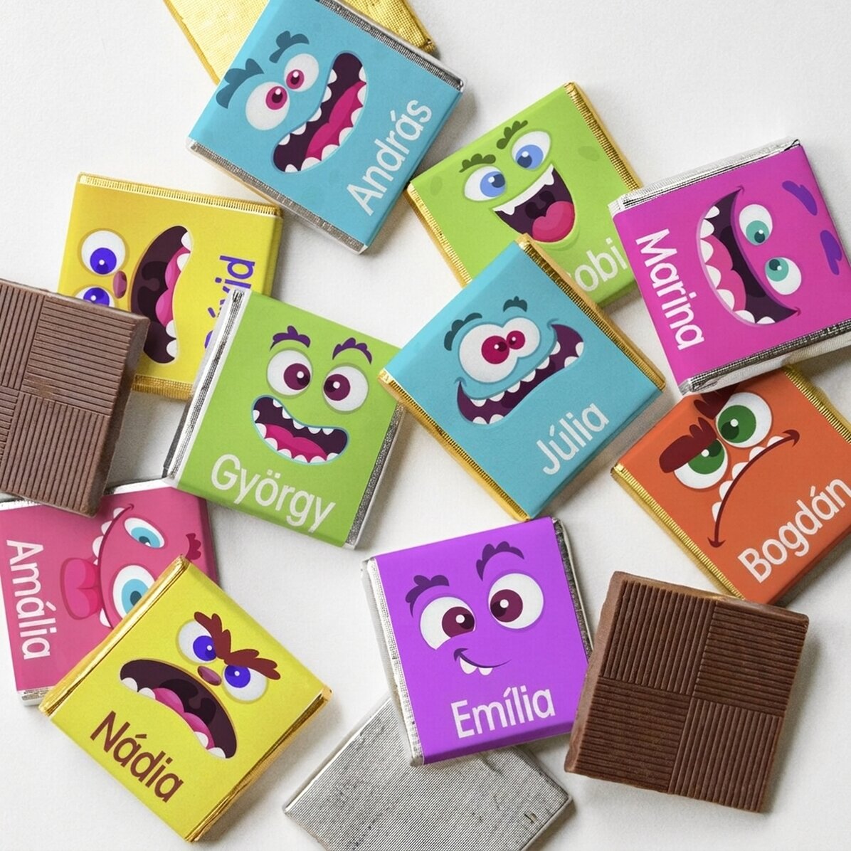 10 darabos mini csokoládé szett, személyre szabott felirattal - Monstruleti