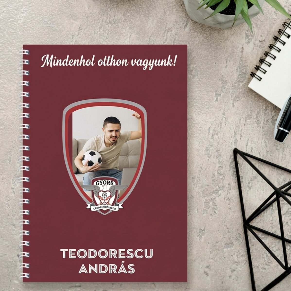 Személyre szabott FC Rapid jegyzetfüzet fotóval és üzenettel