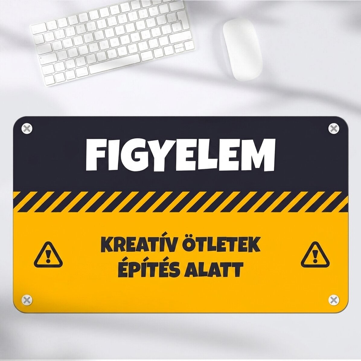 Személyre szabott XXL egérpad szöveggel - FIGYELEM
