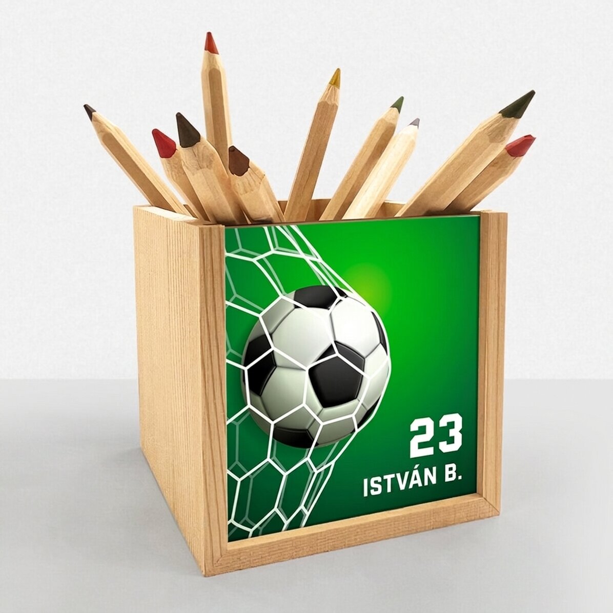 Személyre szabott ceruzatartó névvel - Futball