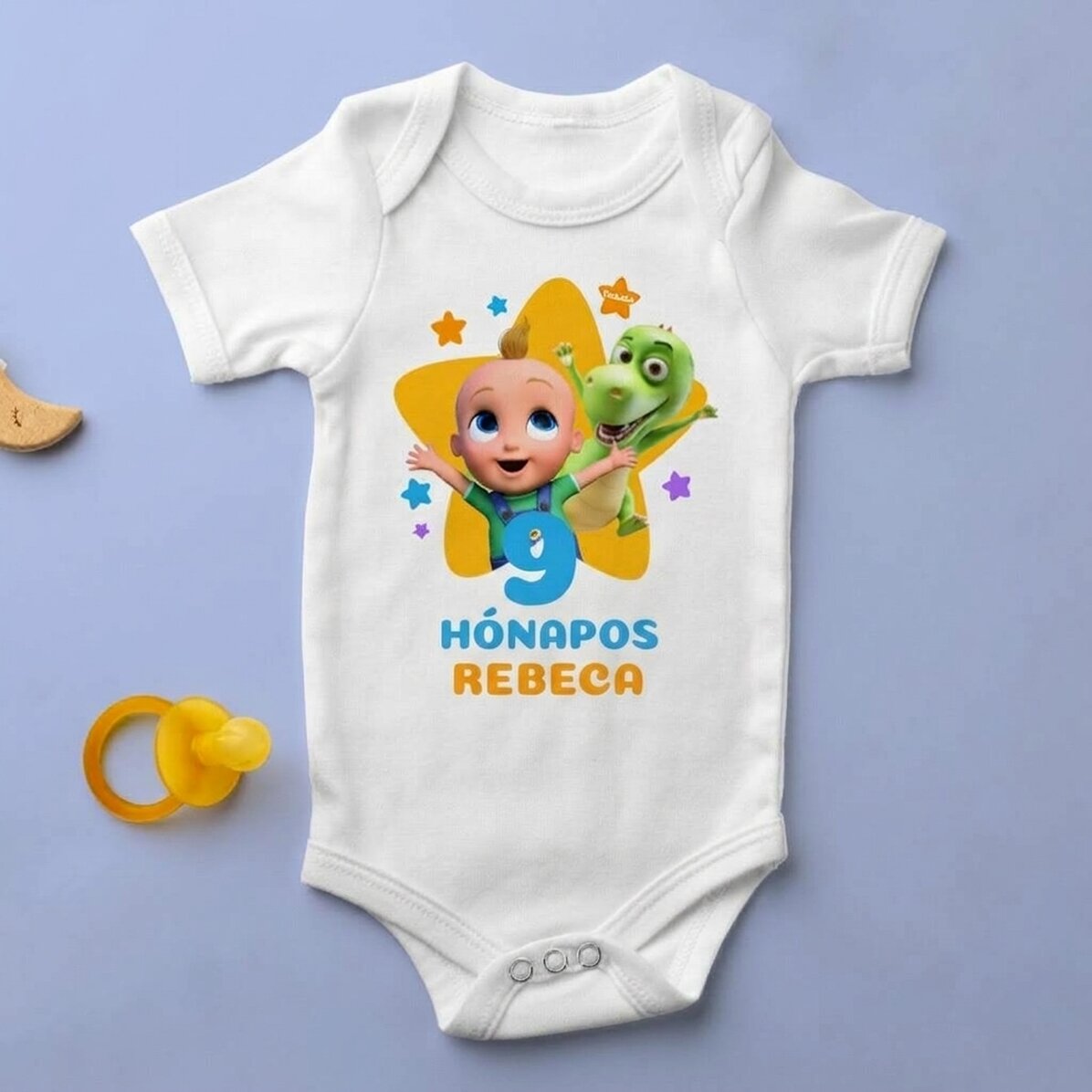 Személyre szabott születésnapi body gyerekeknek, életkorral és névvel - TraLaLa