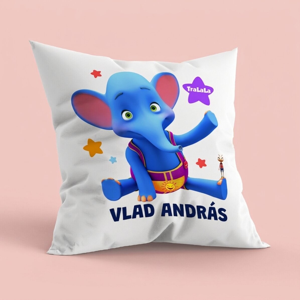 Személyre szabott párna névvel és TraLaLa Elephant karakterrel
