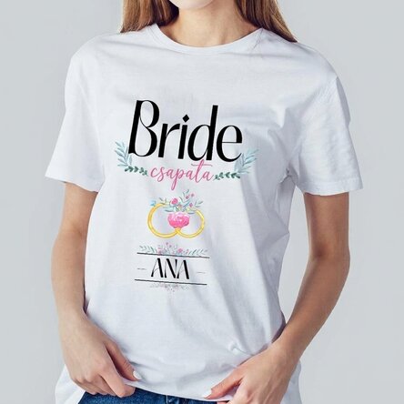 Személyre szabott, feliratos póló – Bride Tribe