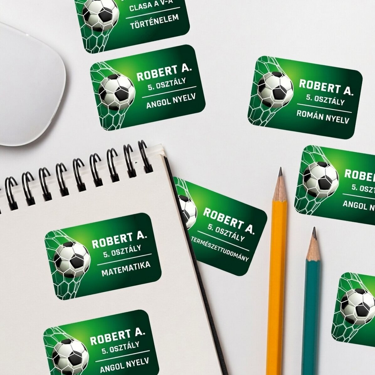 8 darabos, személyre szabott matricakészlet (önragasztó címkék) iskolai használatra – Futball