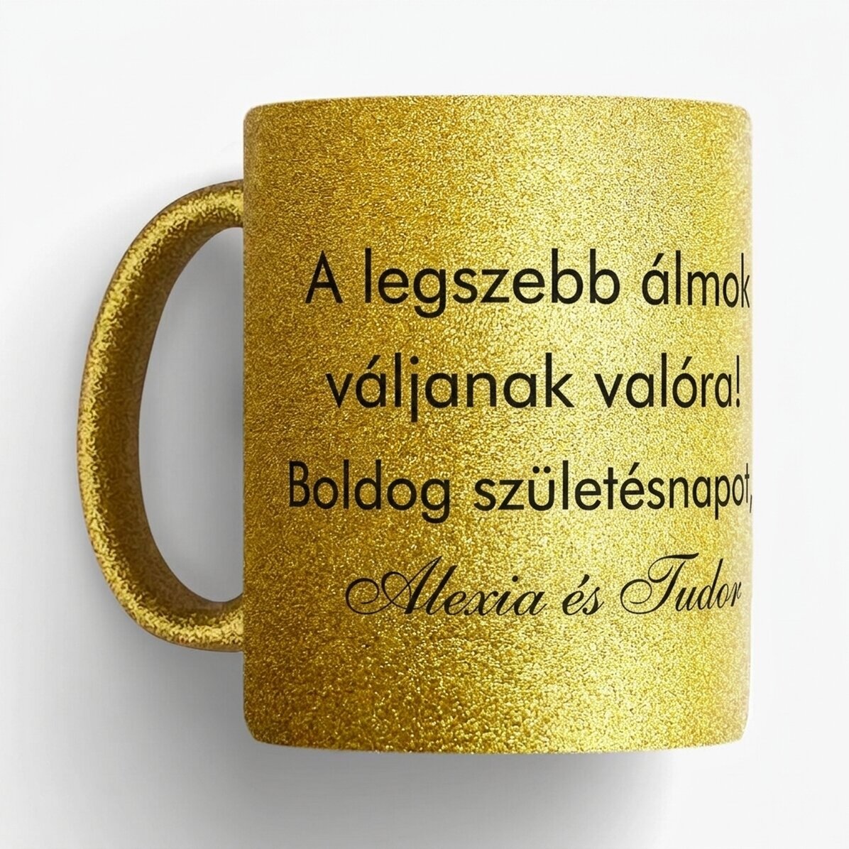 Személyre szabott bögre szöveggel