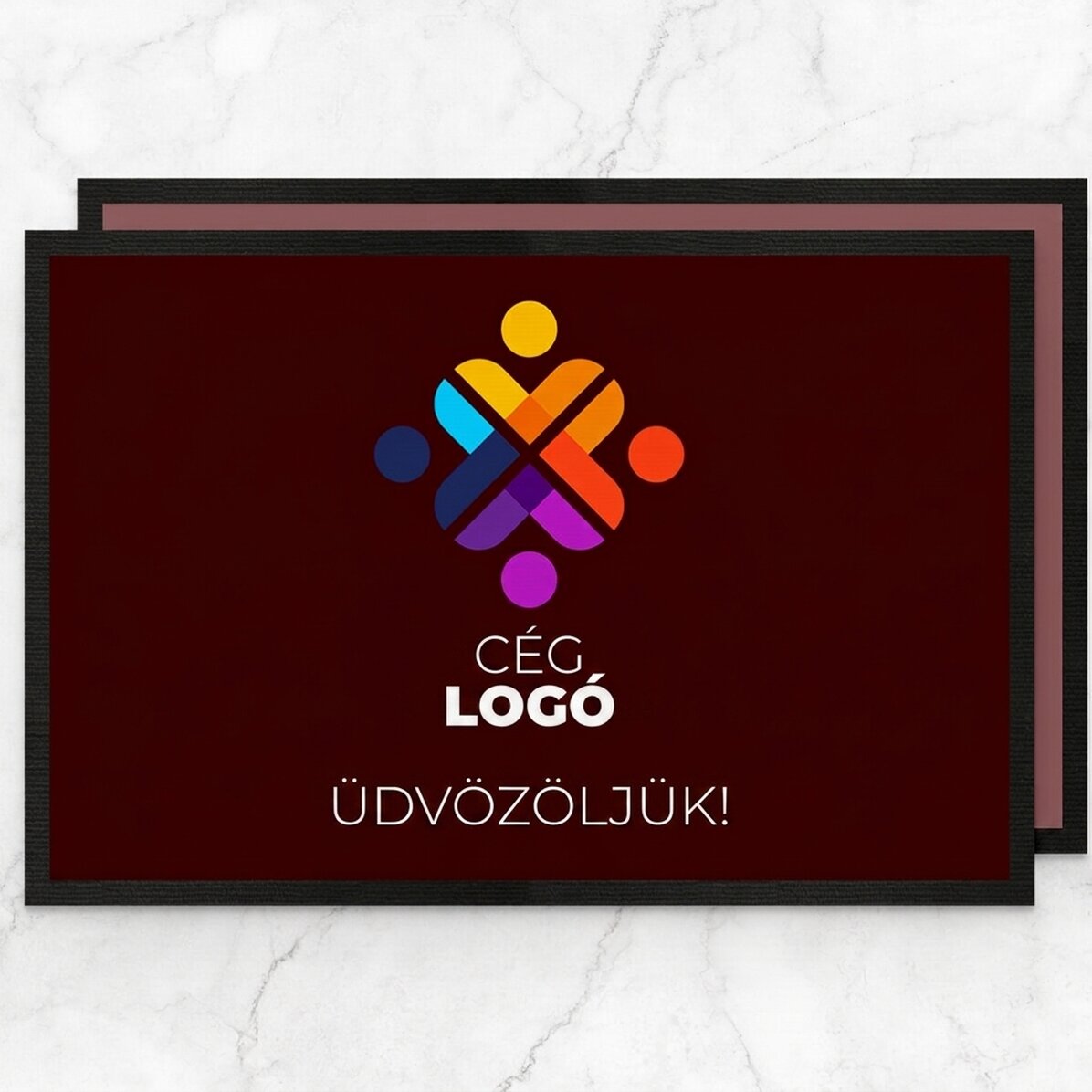 Személyre szabott bejárati szőnyeg logóval és szöveggel