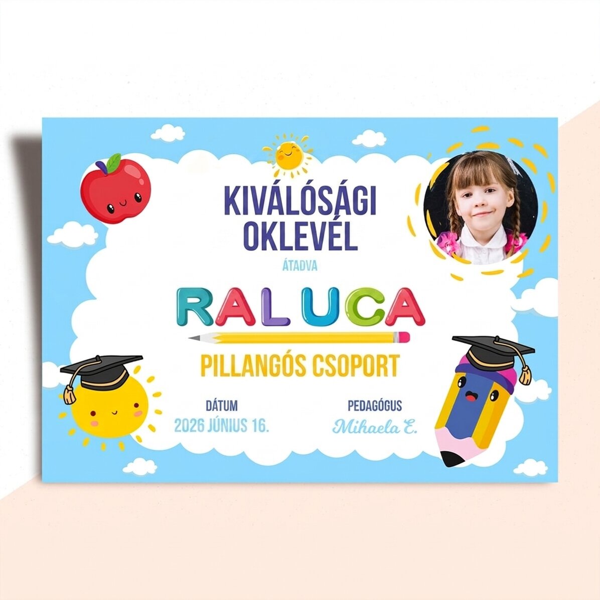 Személyre szabott oklevél szöveggel és fotóval - Kiválósági oklevél gyermekeknek