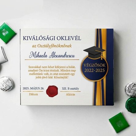Személyre szabott csokoládédoboz köszönő üzenettel az igazgatónőnek