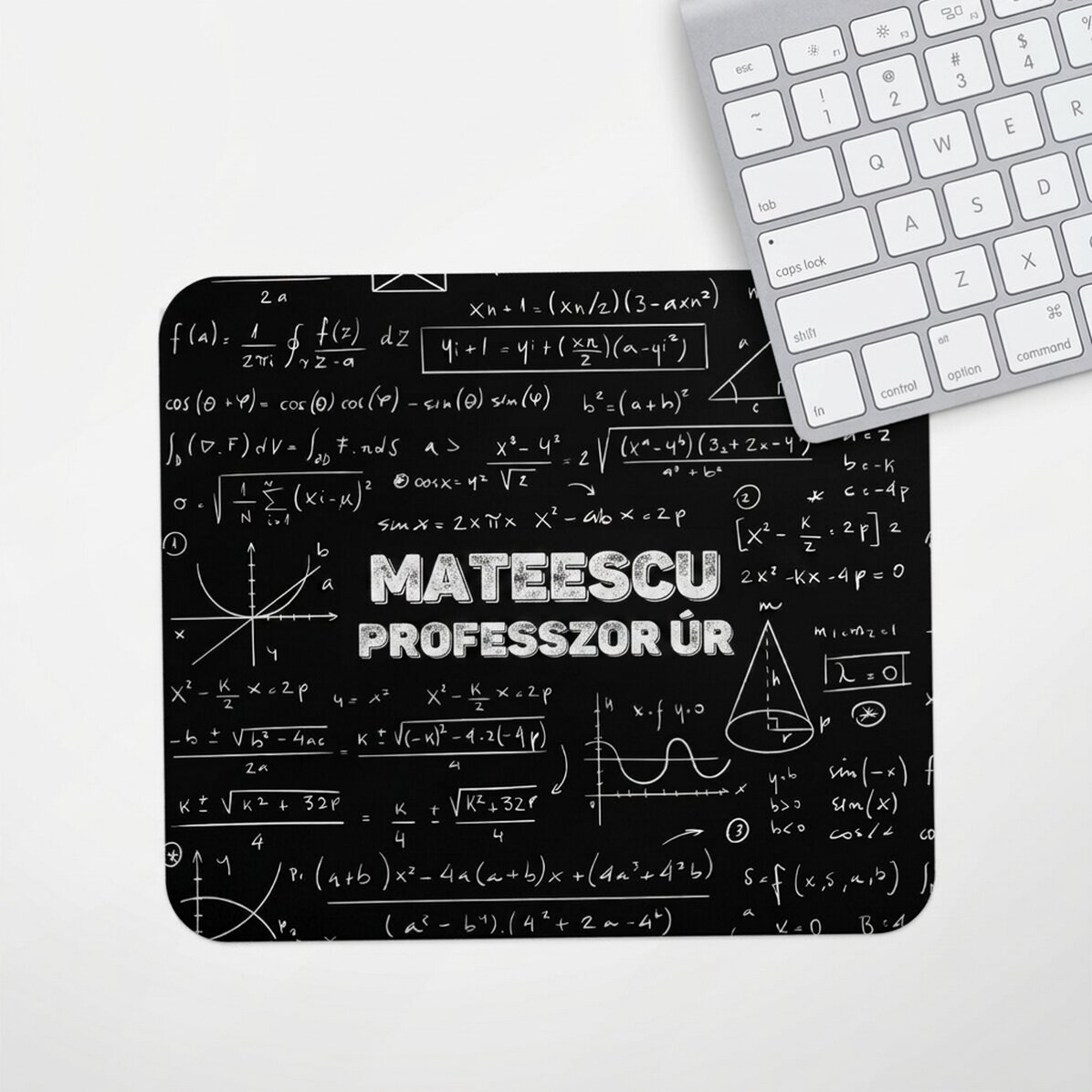 Személyre szabott egérpad névvel - Matematika tanár