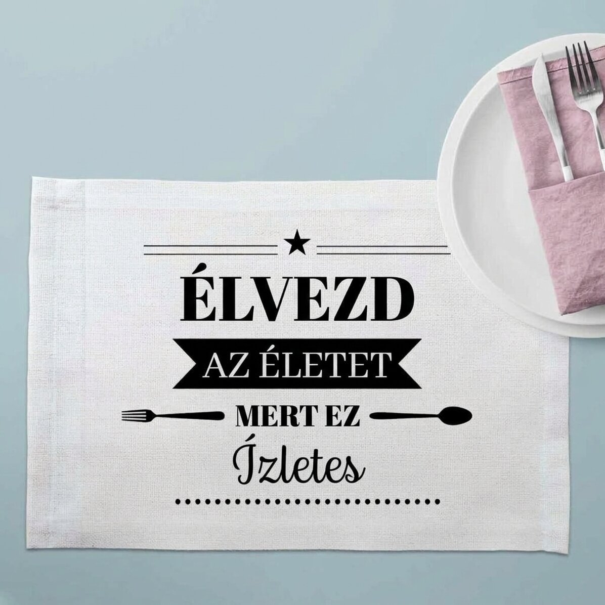 Személyre szabott tányértartó szöveggel - Delicious