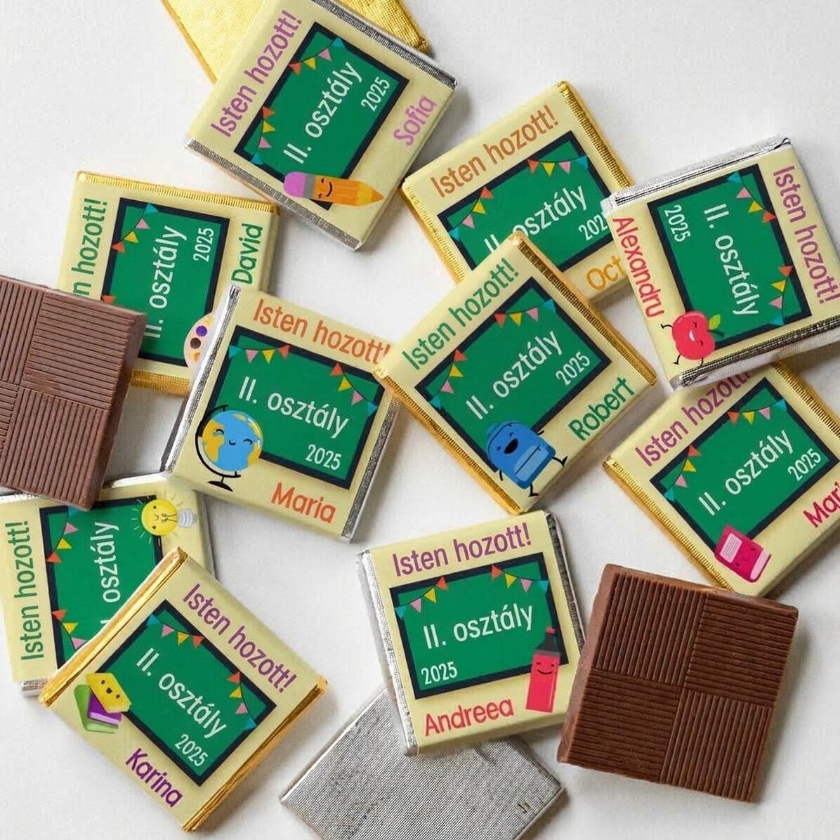 10 darabos mini csokoládé szett, személyre szabott felirattal – Üdvözöljük!