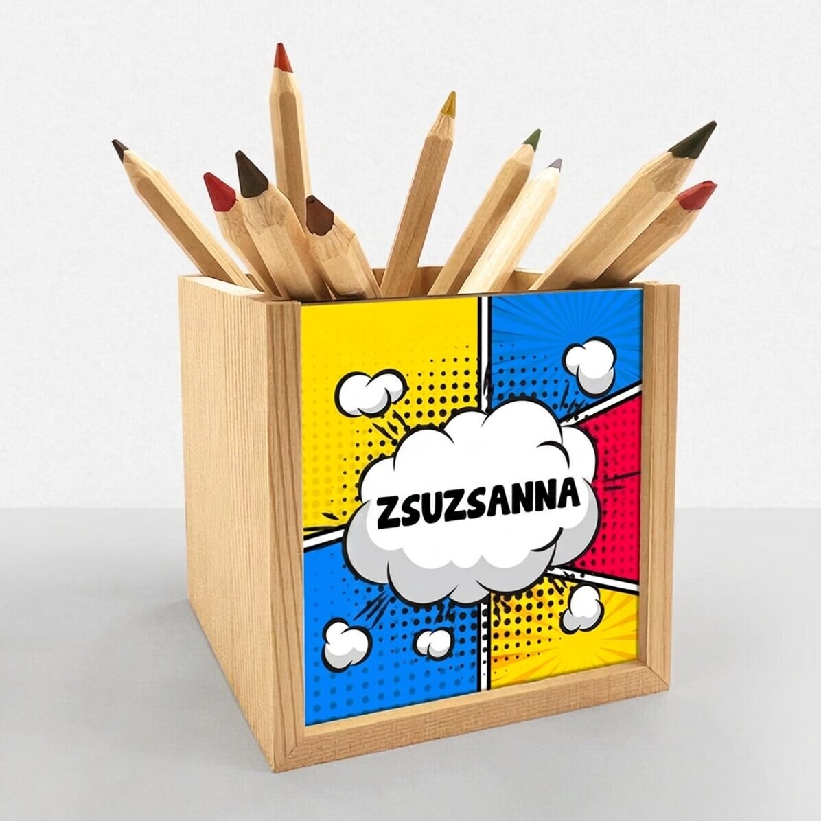 Személyre szabott ceruzatartó névvel - Képregények