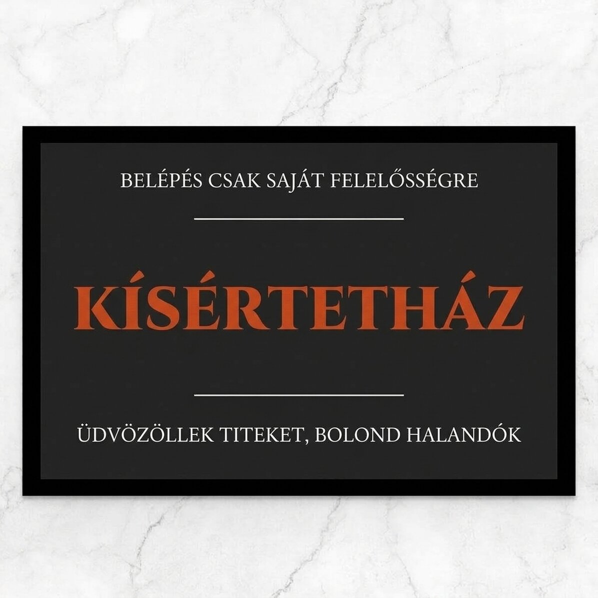 Személyre szabott bejárati szőnyeg szöveggel - Kísértetház
