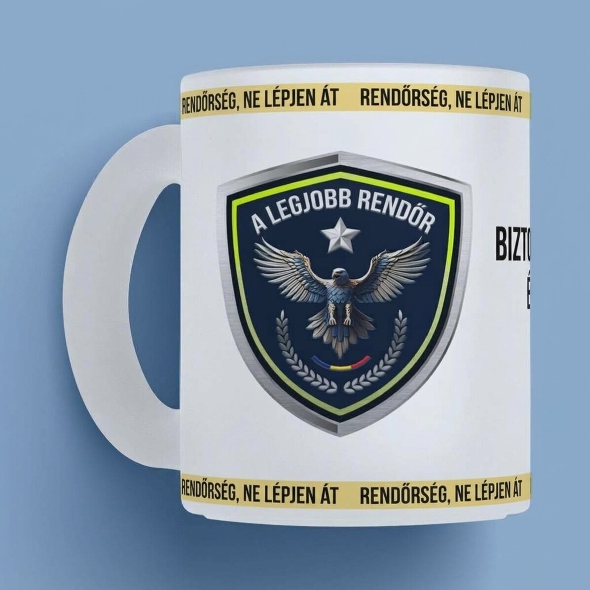 Személyre szabott bögre felirattal – A legjobb rendőr