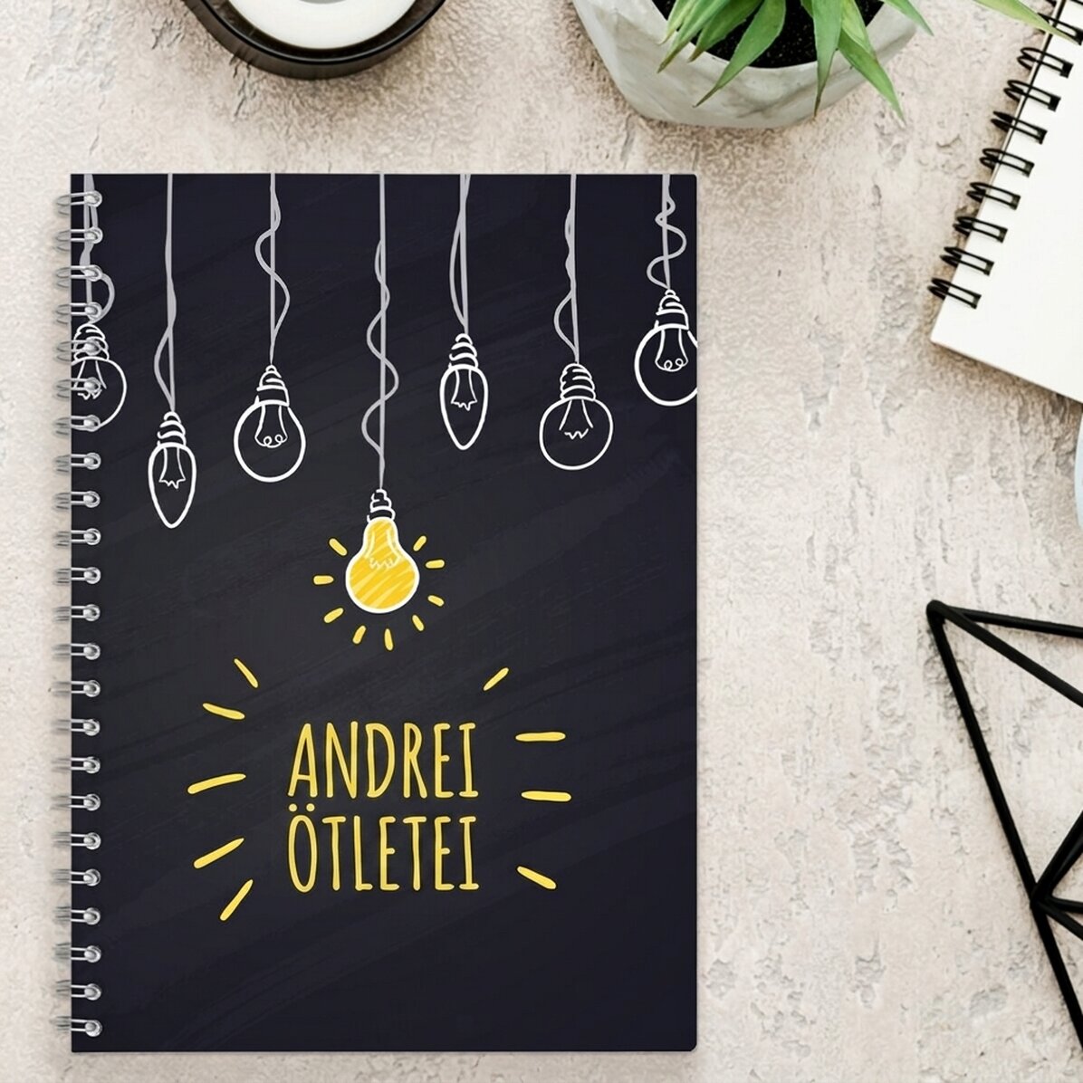 Személyre szabott jegyzetfüzet – Bright Ideas