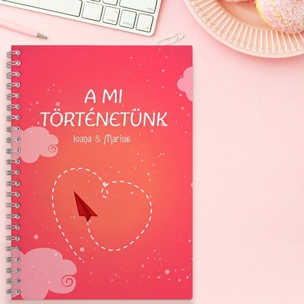 Személyre szabott jegyzetfüzet – A mi történetünk