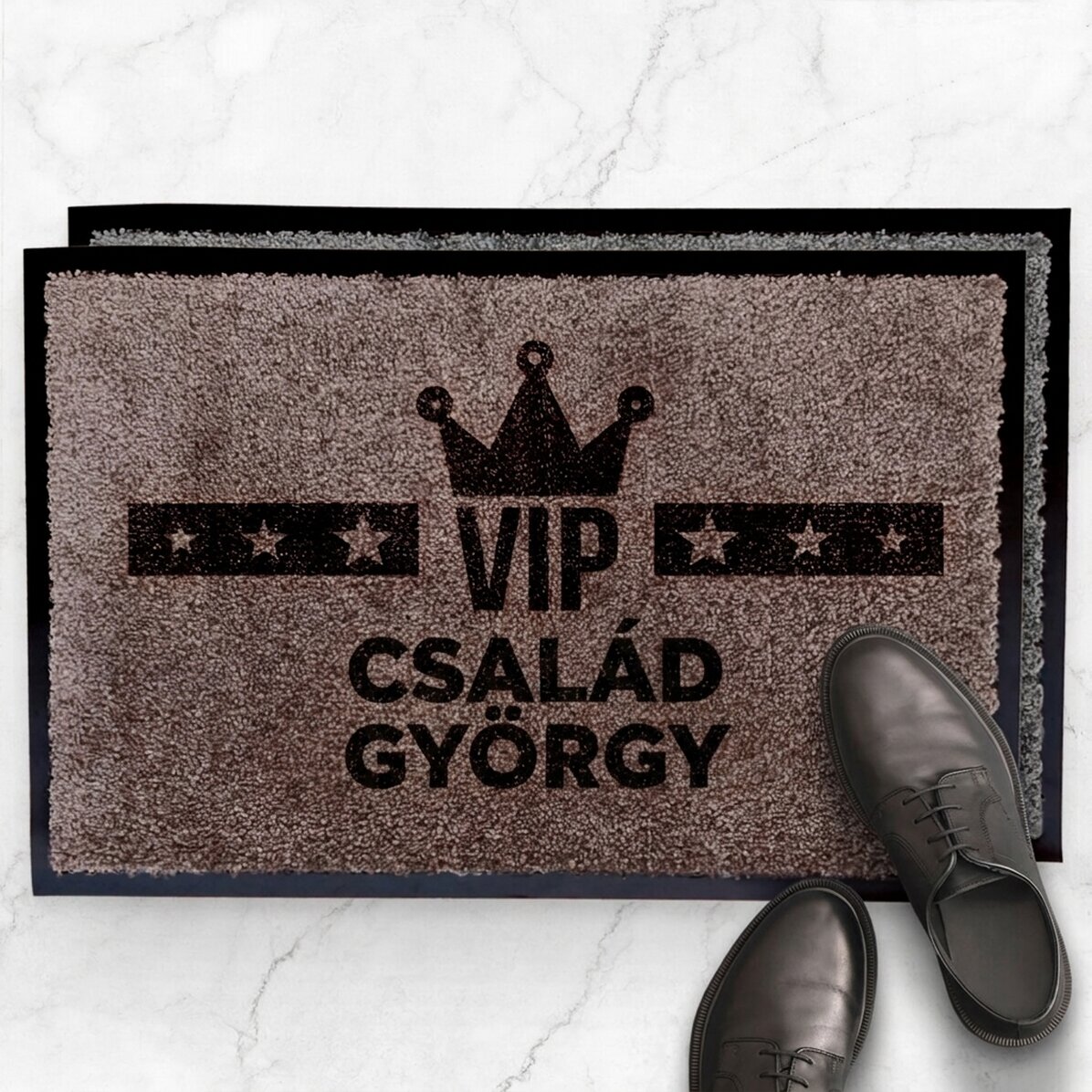 Személyre szabott beltéri bejárati szőnyeg - VIP Family