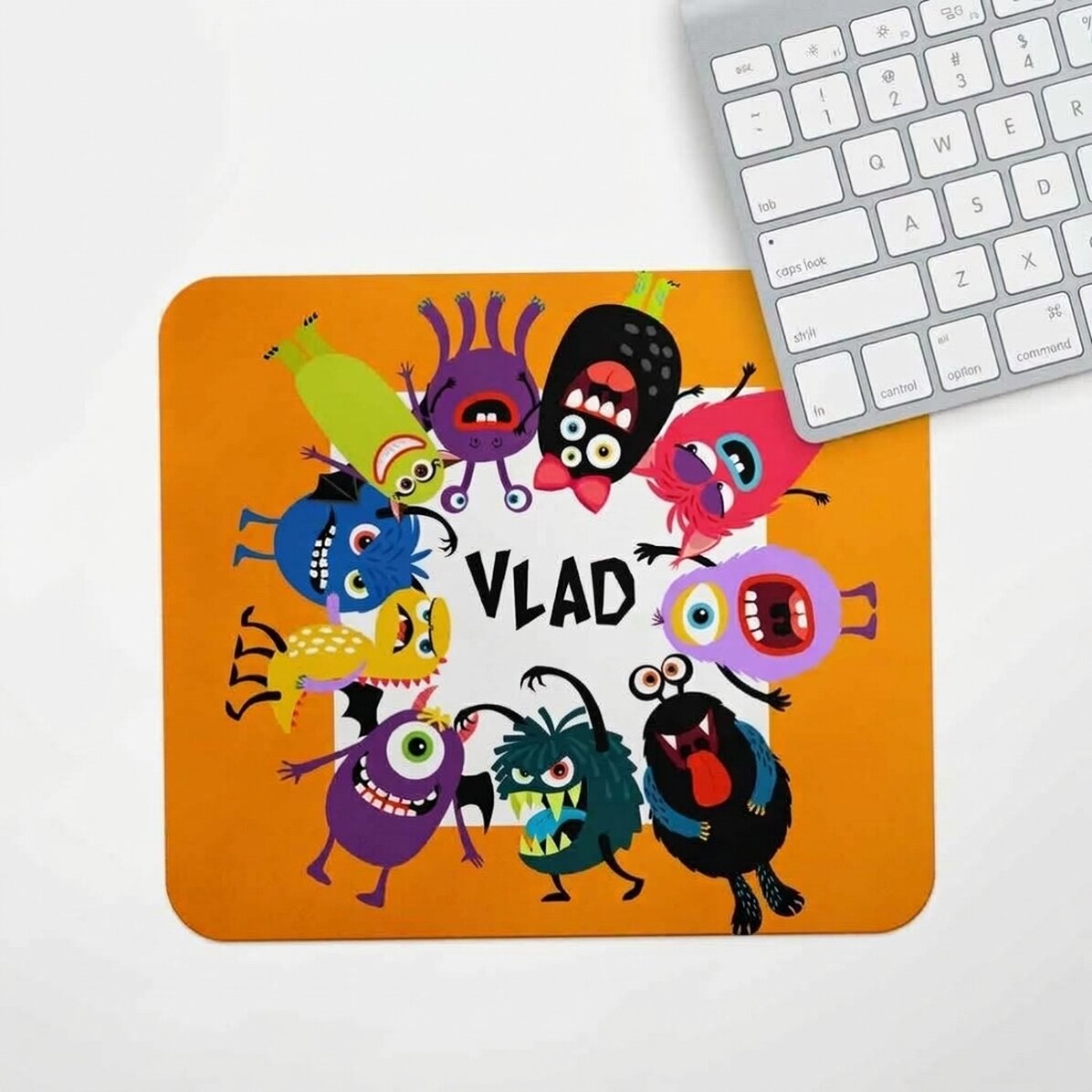 Személyre szabott egérpad szöveggel - Halloween-motívummal