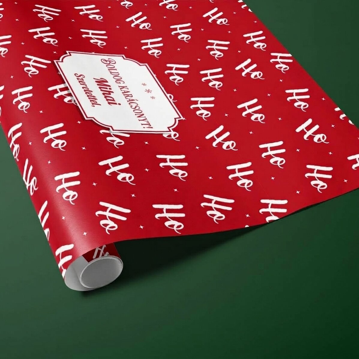 Személyre szabott ajándékcsomagoló papír szöveggel a szélén - HoHoHo