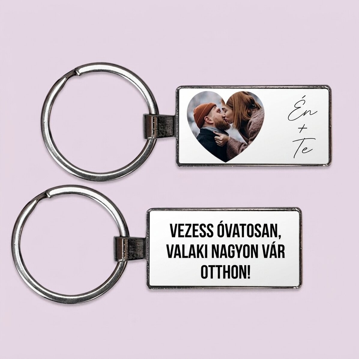 Személyre szabott kulcstartó szöveggel és fotóval - Szív