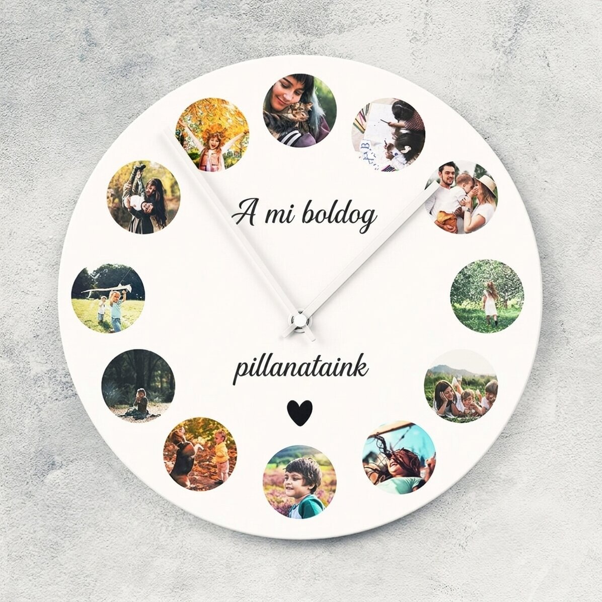 Személyre szabott óra 12 fotóval – Pillanataink