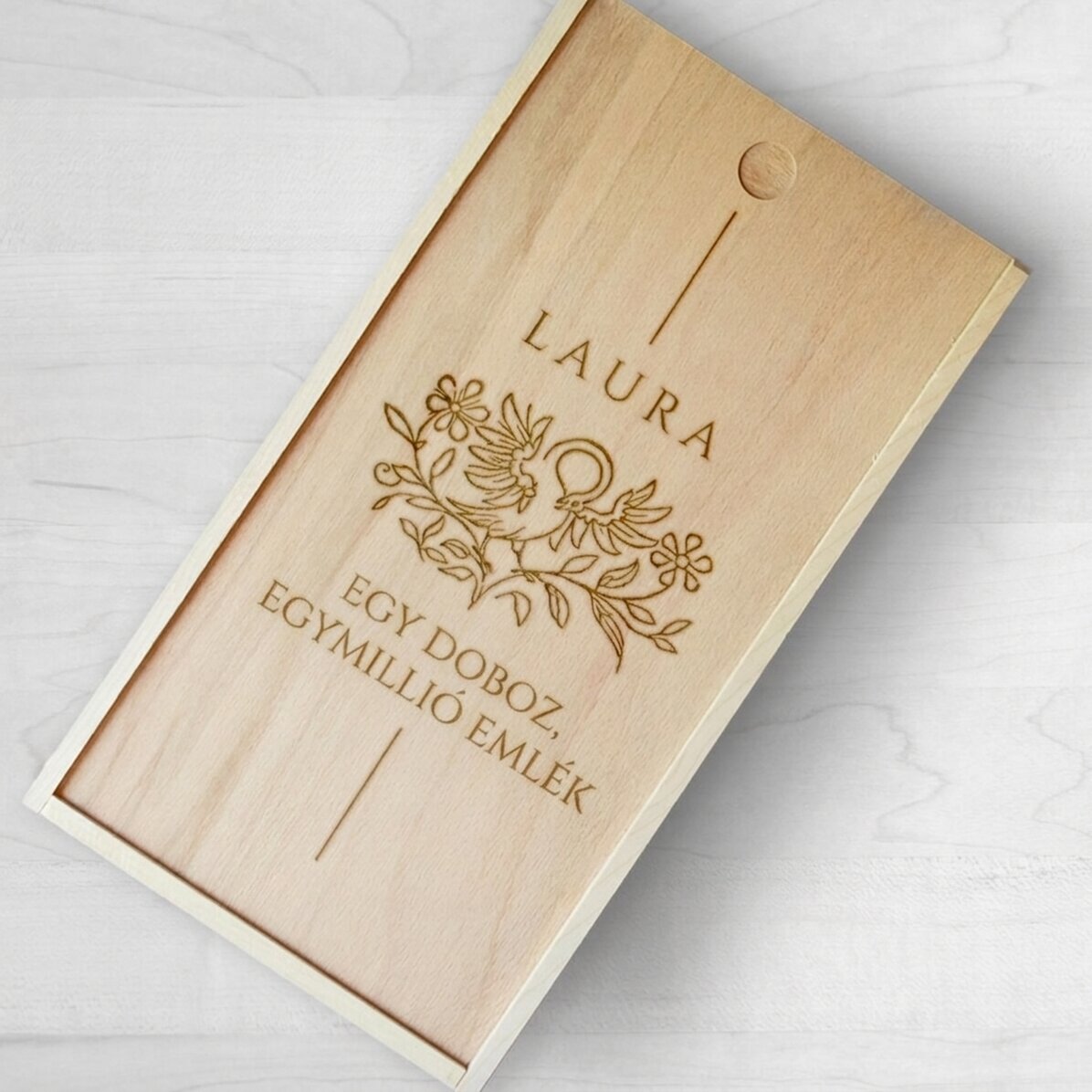 Személyre szabott fa ajándékdoboz - Madár