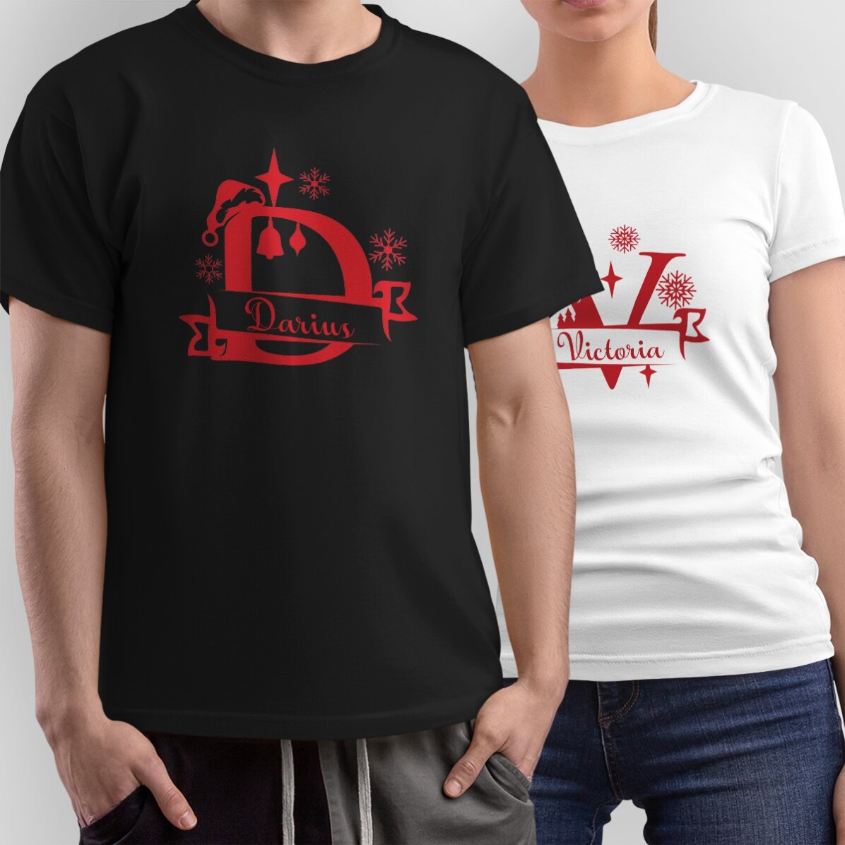 Tricou din bumbac personalizat cu inițială și nume - model de Crăciun