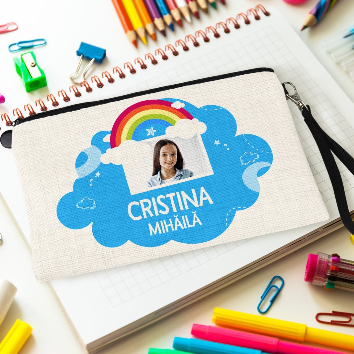Trusă pentru școală personalizată cu poză și text - Model curcubeu
