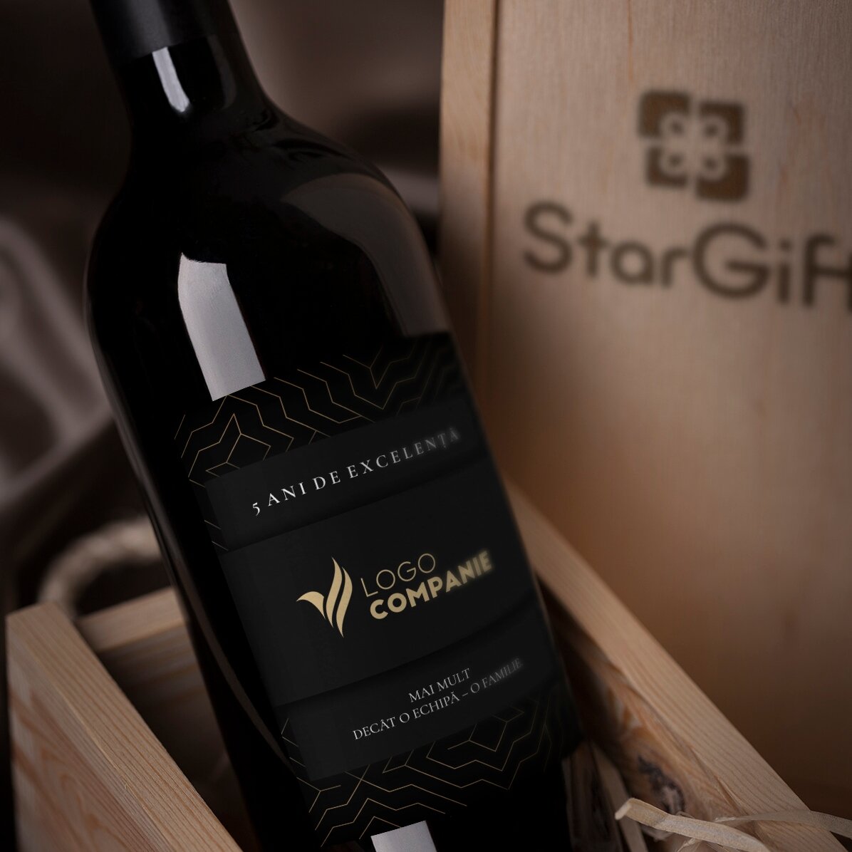 Vin personalizat cu logo și text