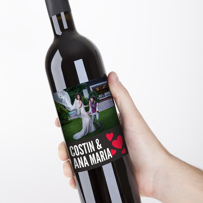 Vin personalizat cu o poză pentru cuplu