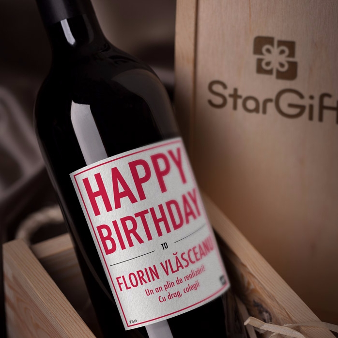 Vin personalizat - Happy Birthday în chenar roșu